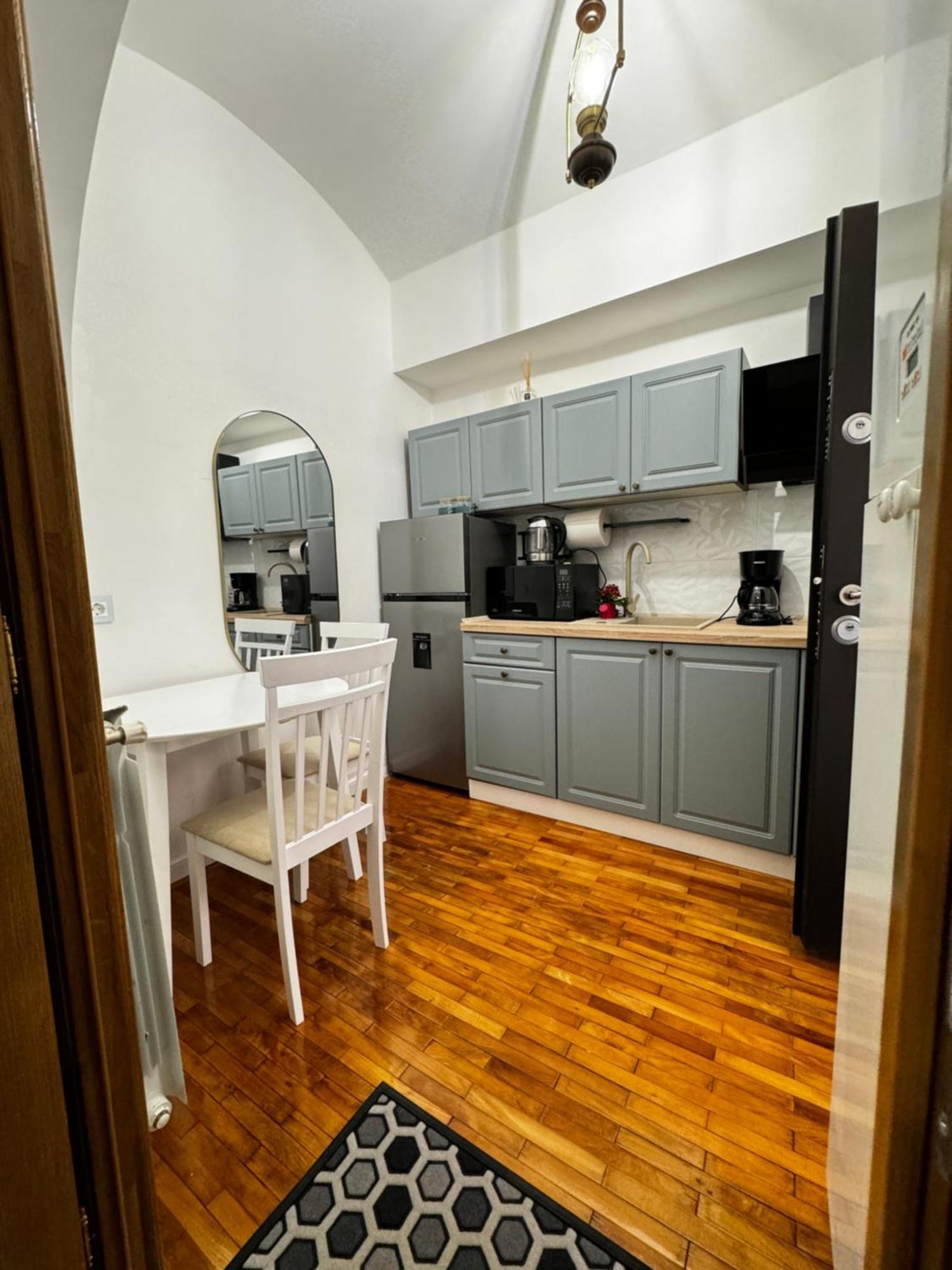 Balcescu Central Residence Сибиу Номер фото